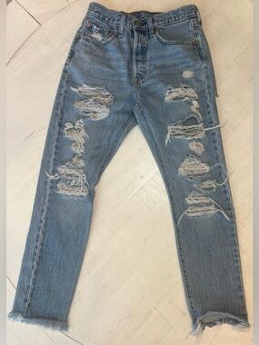 Levi’s 501 S Skinny Distressed Women’s Jeans